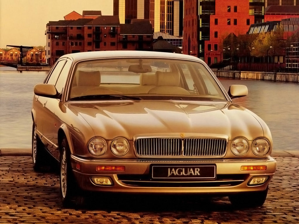 Jaguar XJ