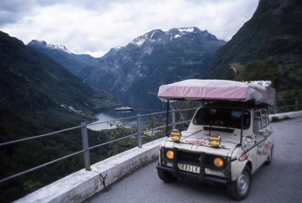 Une Renault 4 autour du monde et une vie à voyager