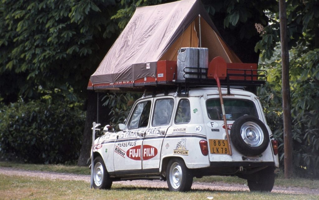 Une Renault 4 autour du monde et une vie à voyager