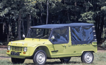 CITROËN MEHARI Le plastique et la plage, c’est fantastique ! CITROËN MEHARI Le plastique et la plage, c'est fantastique !