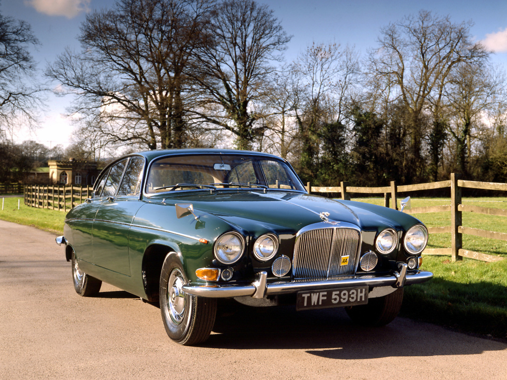 JAGUAR MARK X - Le plus grand des félins anglais.