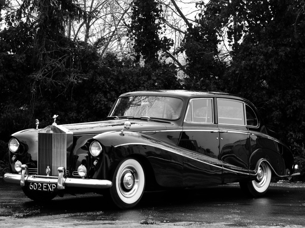 ROLLS-ROYCE SILVER CLOUD, UNE NOUVELLE ERE POUR LA « SPIRIT OF ECTASY ».