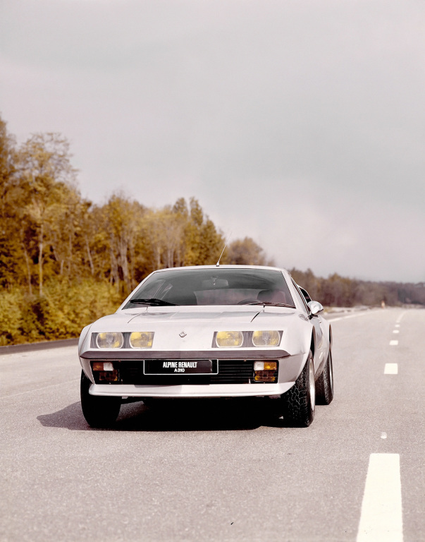 ALPINE A310 V6 - La réponse française