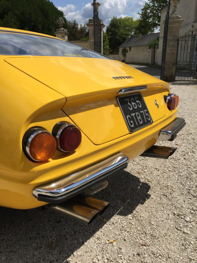 FERRARI 365 GTB/4 « Daytona » La fastback à queue « Kamm » de Leonardo Fioravanti