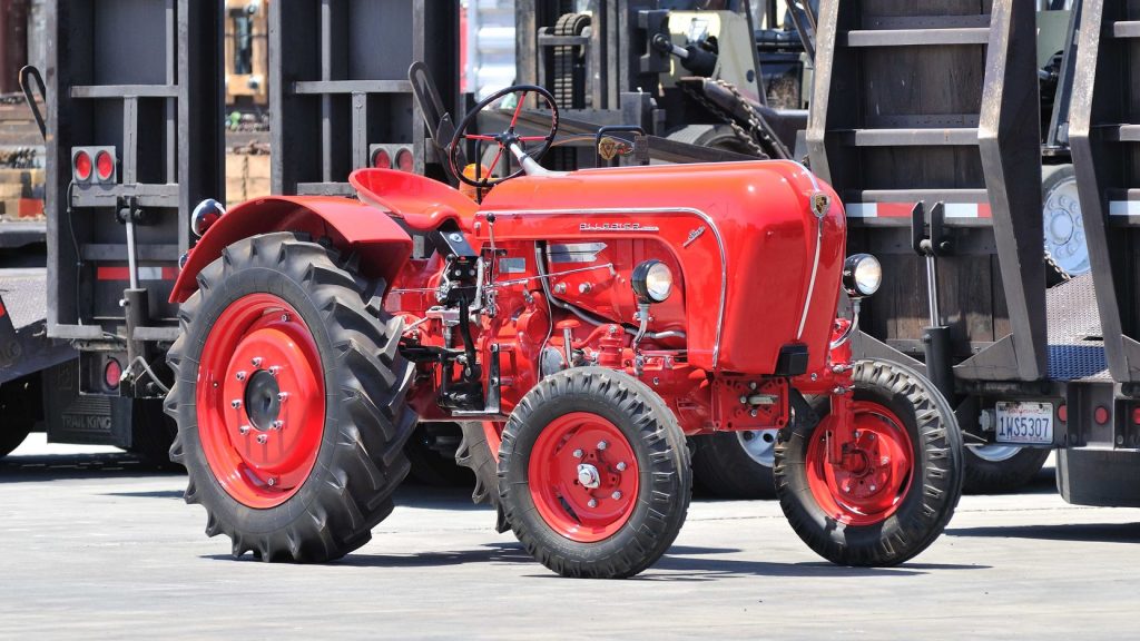 TRACTEURS PORSCHE - Les purs-sangs de labour.