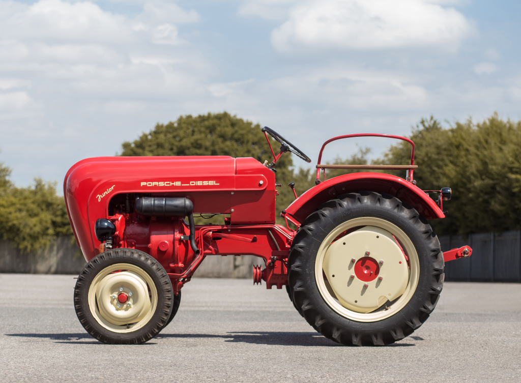 TRACTEURS PORSCHE - Les purs-sangs de labour.