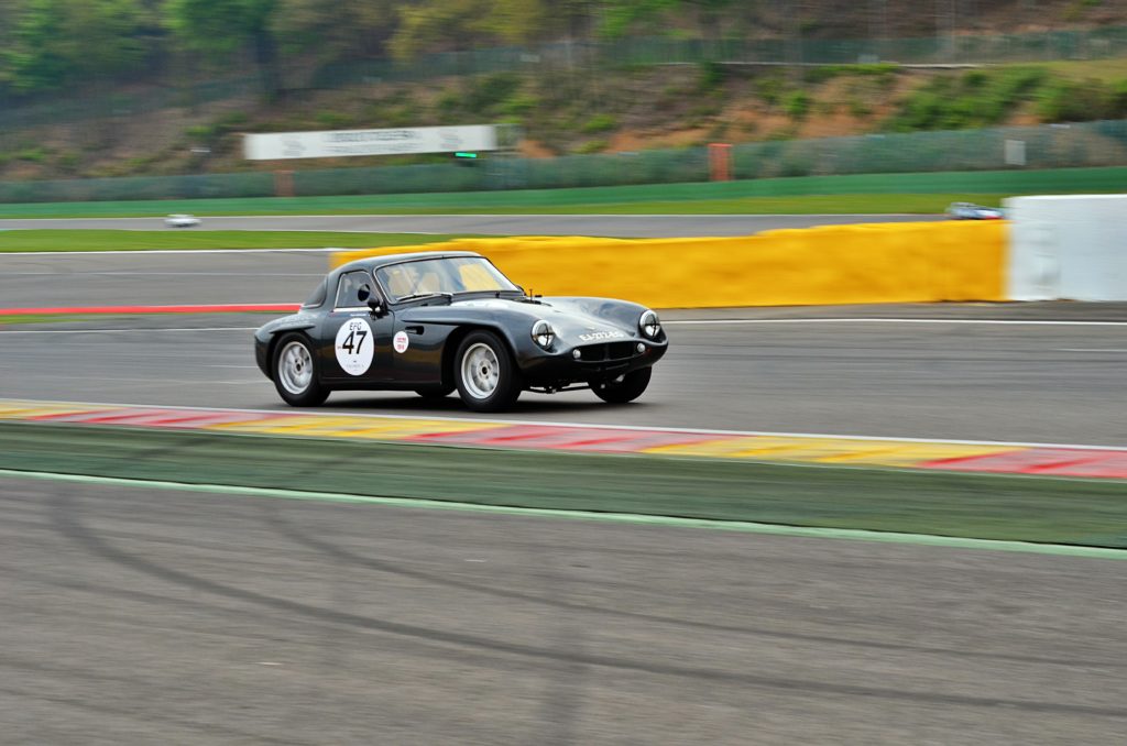 Spa Classic 2019 : Une TVR Grantura à l’assaut du Toboggan des Ardennes.