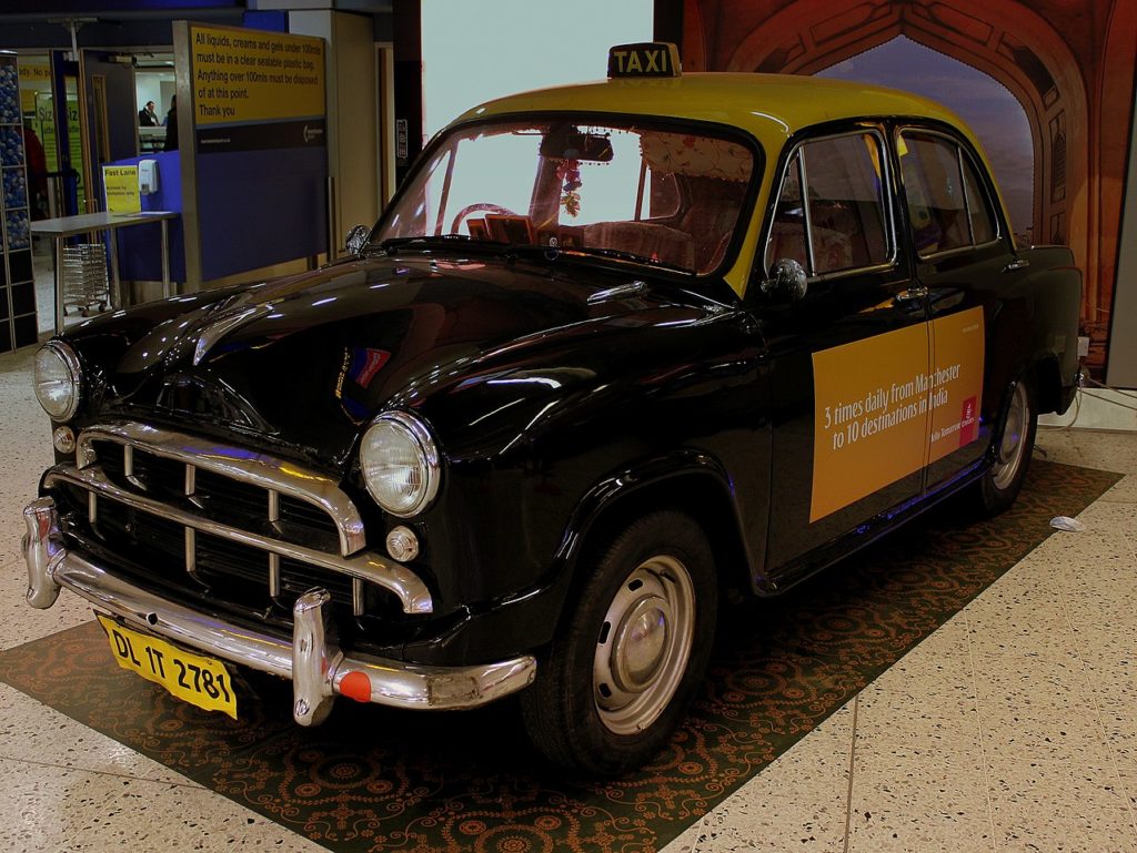 HINDUSTAN AMBASSADOR - Vestige britannique au pays de Gandhi.