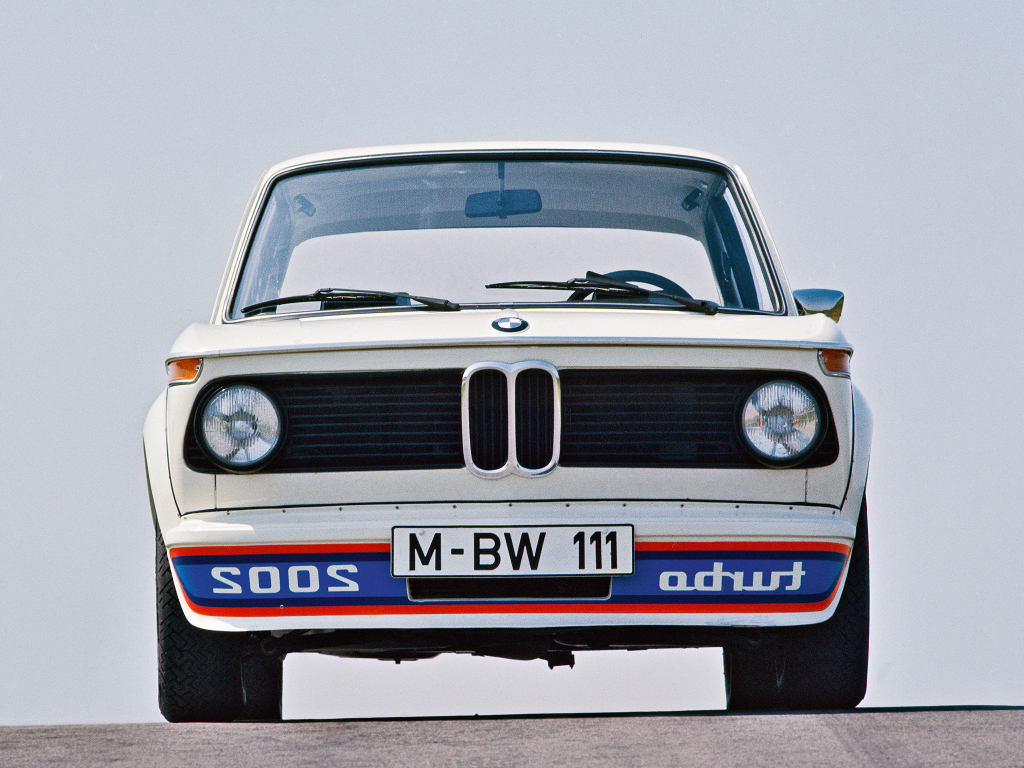 BMW 2002 TURBO - La première bombe bavaroise.