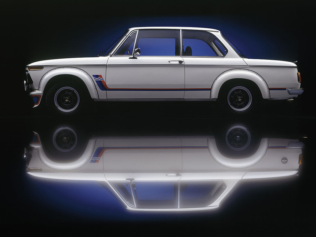 BMW 2002 TURBO - La première bombe bavaroise.