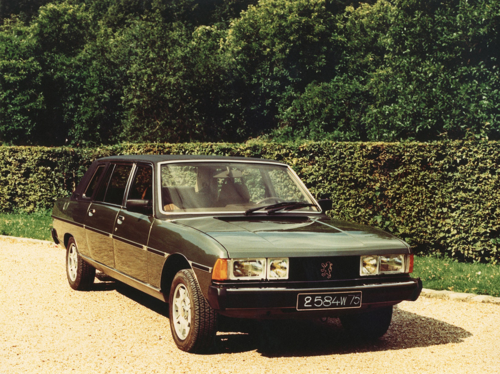 PEUGEOT 604 - Une lionne dans la cour des grandes.