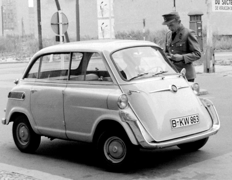 BMW 600 - La « Super-Isetta ».