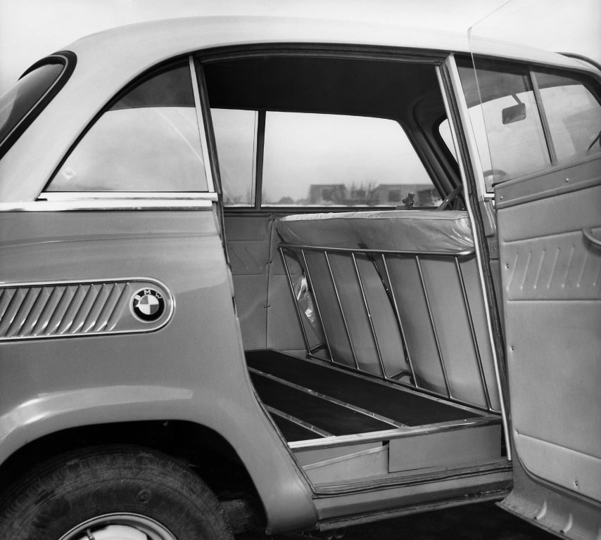 BMW 600 - La « Super-Isetta ».