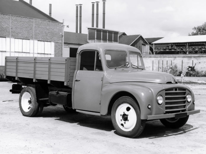 CITROËN Types 23 et 55 - Poids lourds chevronnés.