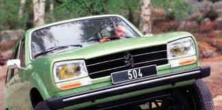 PEUGEOT 504 et 505 DANGEL - Les lionnes se mettent au vert.