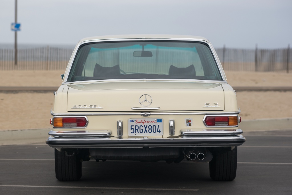 MERCEDES CLASSE S W108/109 - L'étoile allemande.