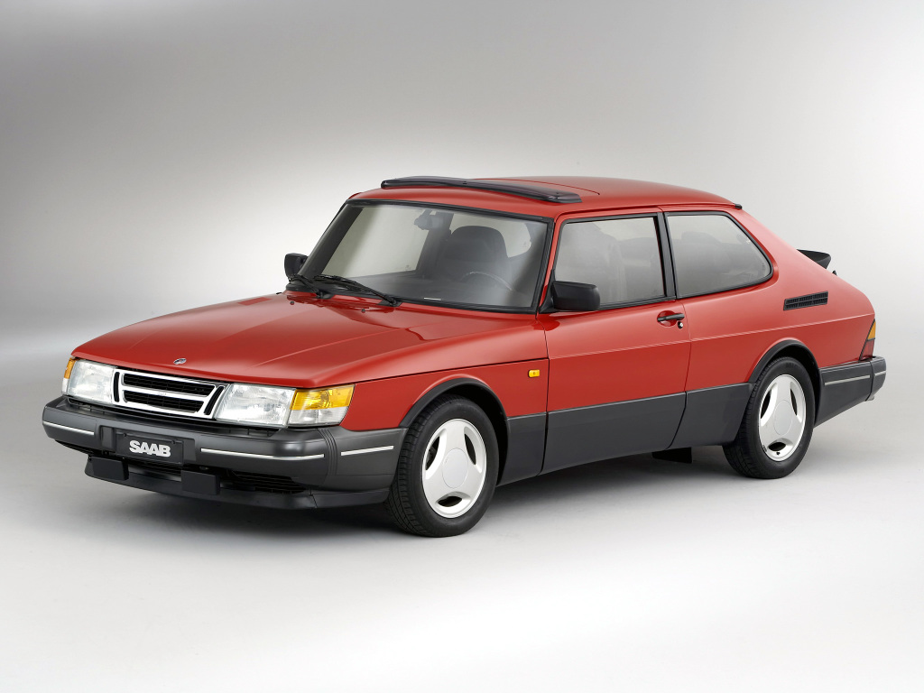 SAAB 900 « CLASSIC » - La déesse venue du froid.