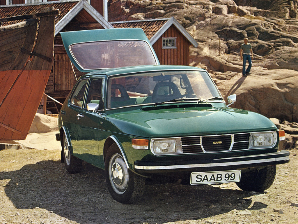 SAAB 900 « CLASSIC » - La déesse venue du froid.