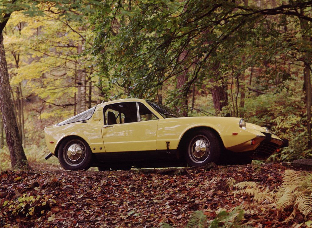 SAAB 900 « CLASSIC » - La déesse venue du froid.