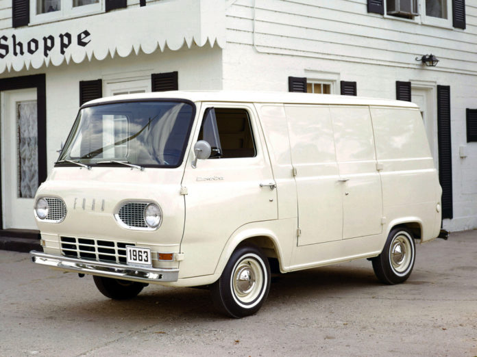 FORD SERIE E / ECONOLINE - Le vrai utilitaire américain.