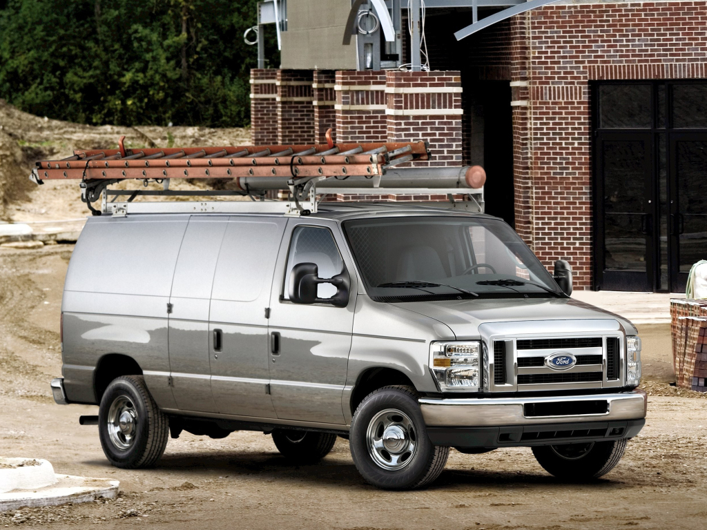 FORD SERIE E / ECONOLINE - Le vrai utilitaire américain.