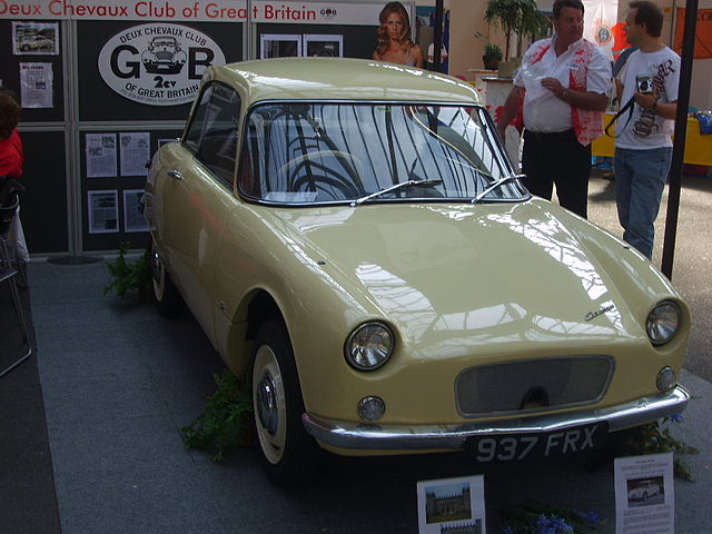 CITROËN 2 CV BIJOU - Deuche sauce anglaise.