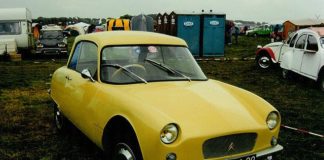 CITROËN 2 CV BIJOU - Deuche sauce anglaise.