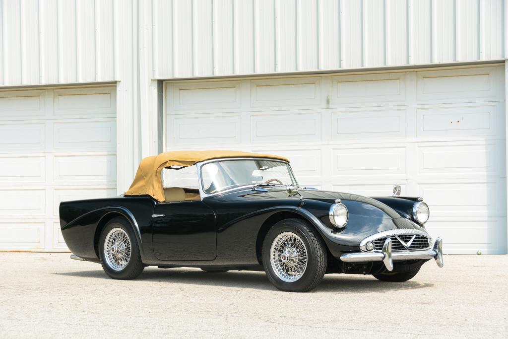 DAIMLER SP 250 - Drôle de gueule.