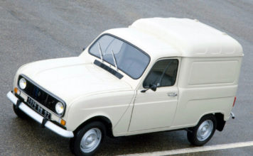 RENAULT 4 FOURGONNETTE - Le facteur sonne toujours deux fois.