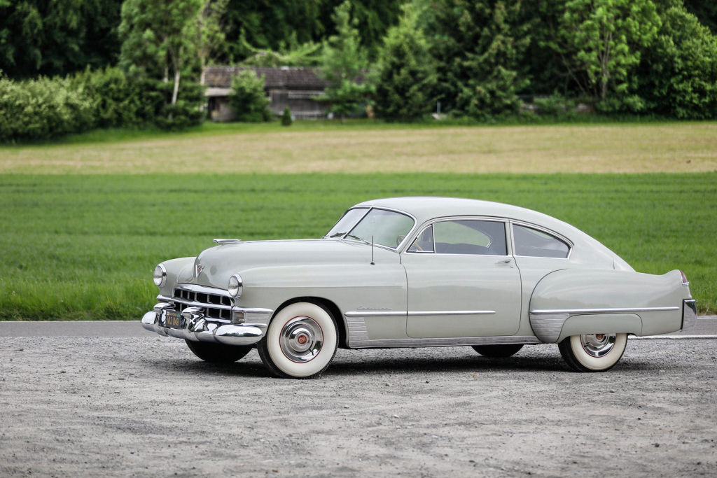 CADILLAC 1949 – 1953 - On The Road Again !