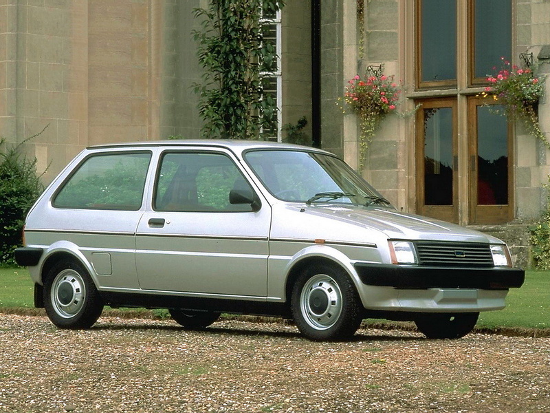 AUSTIN / MG / ROVER METRO - Populaire mal-aimée.