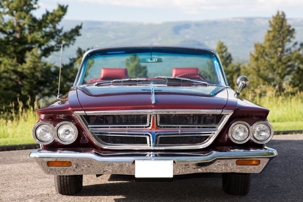 CHRYSLER 300 F – 300 L -Grand tourisme à l'américaine (II).