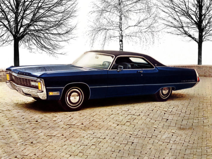 IMPERIAL LEBARON (1969 – 1975) - Le luxe automobile selon Chrysler.