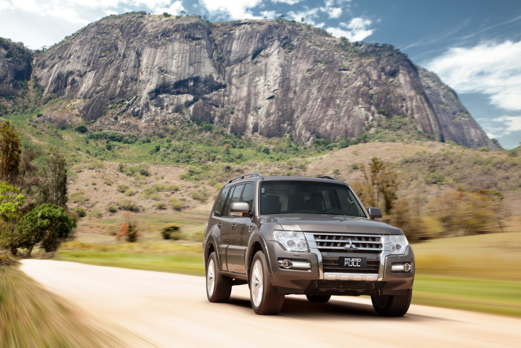 MITSUBISHI PAJERO - Les trois diamants japonais.