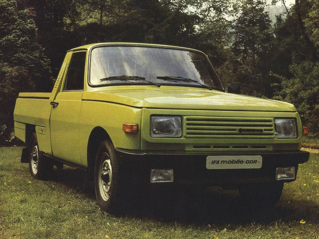 WARTBURG 353 - L'autre icône est-allemande.