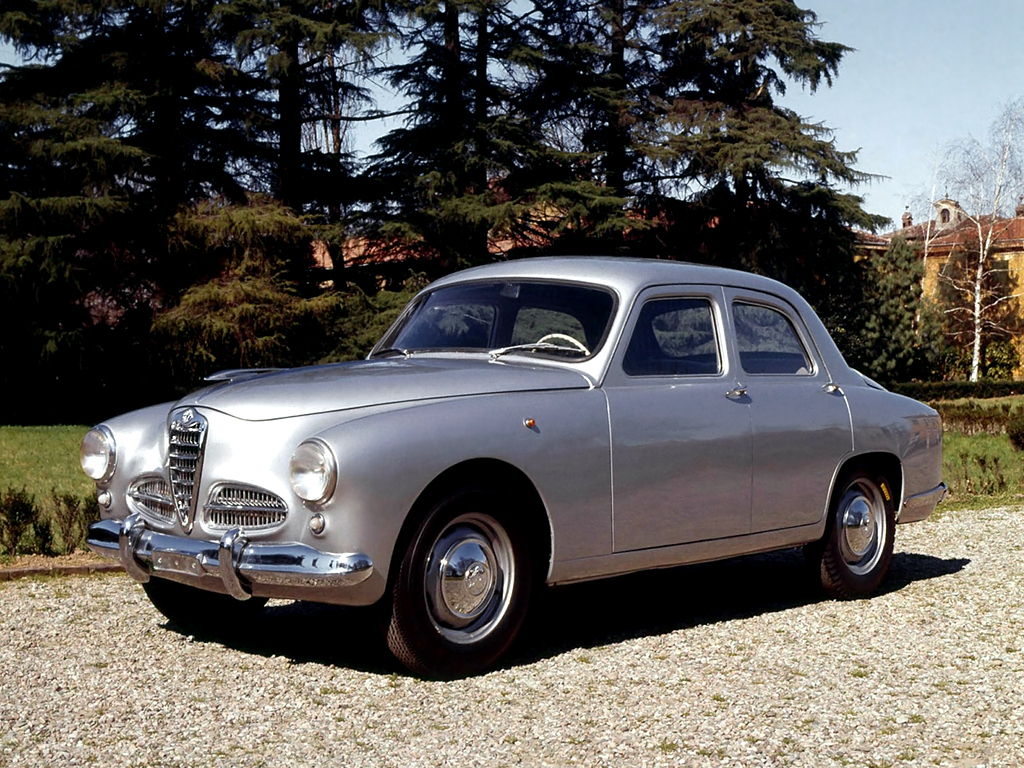 ALFA ROMEO 1900 - La renaissance du trèfle milanais.