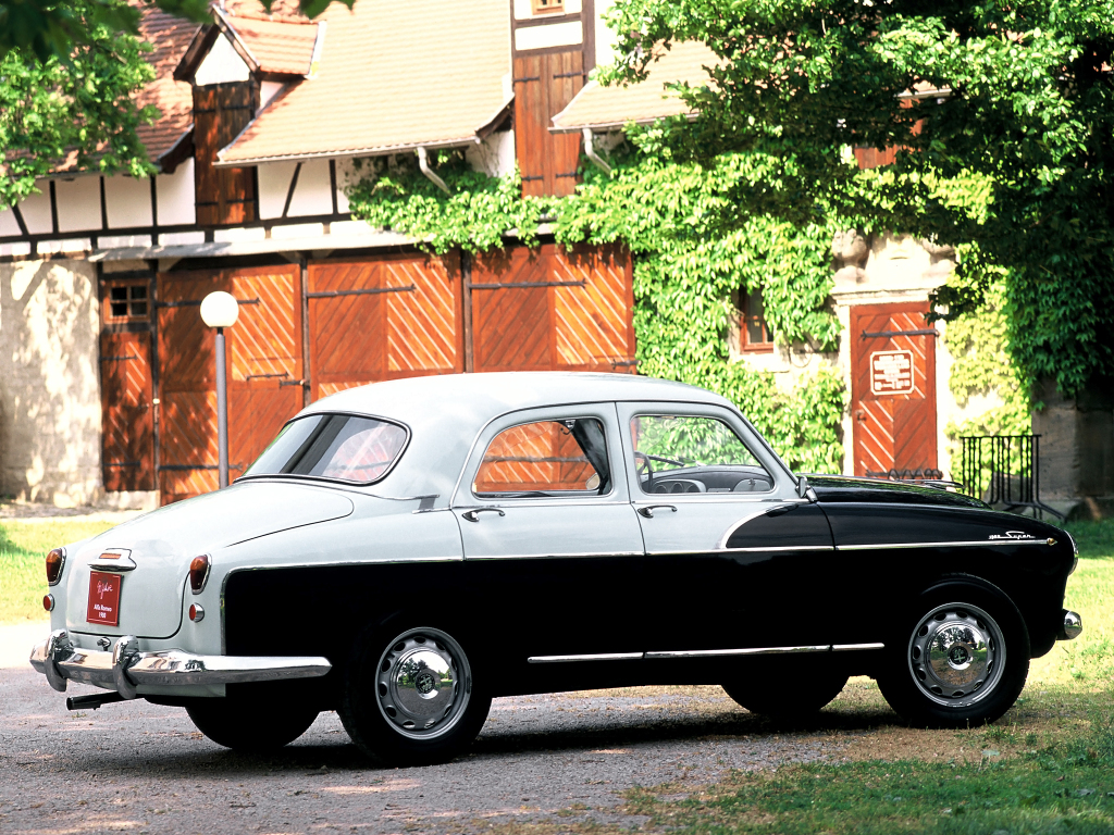 ALFA ROMEO 1900 - La renaissance du trèfle milanais.