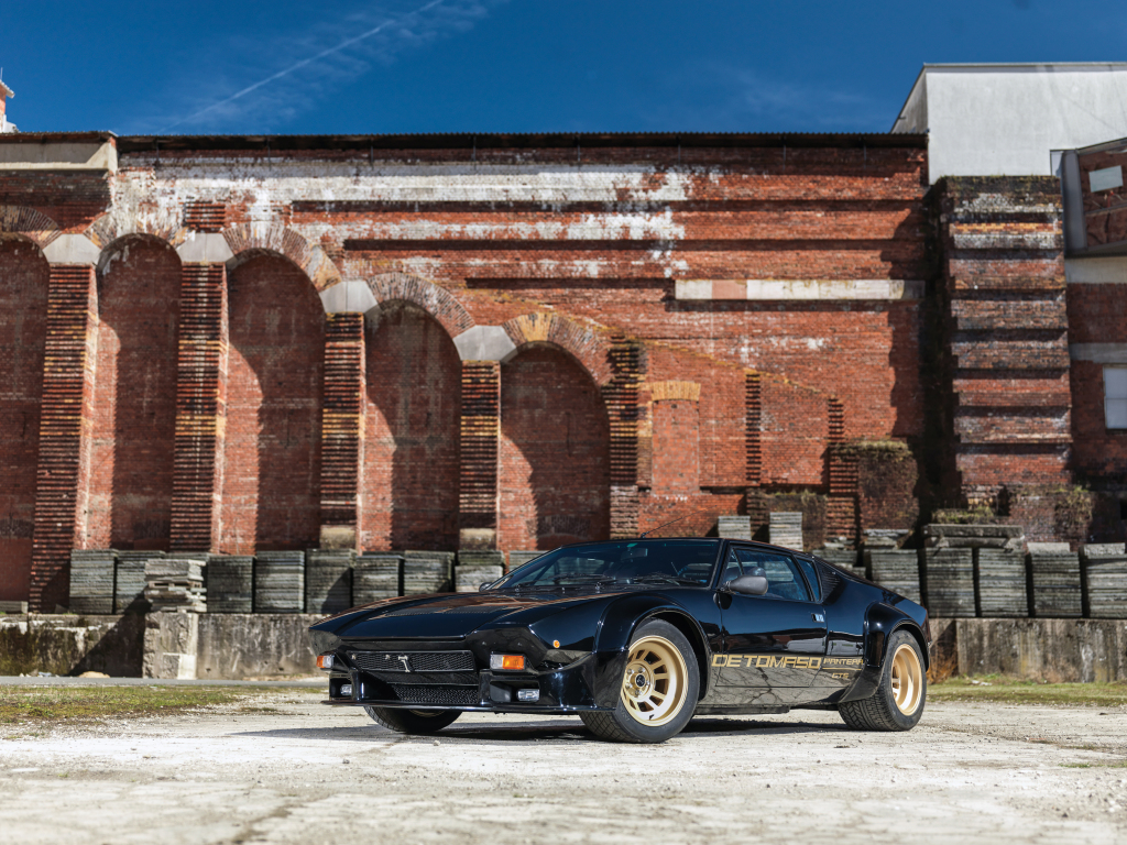 DE TOMASO PANTERA - Entre l'Italie et l'Amérique.