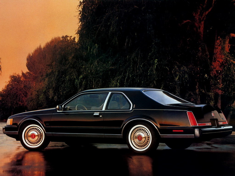 LINCOLN MARK VII et MARK VIII -coupé de crise.