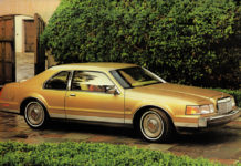LINCOLN MARK VII et MARK VIII -coupé de crise.