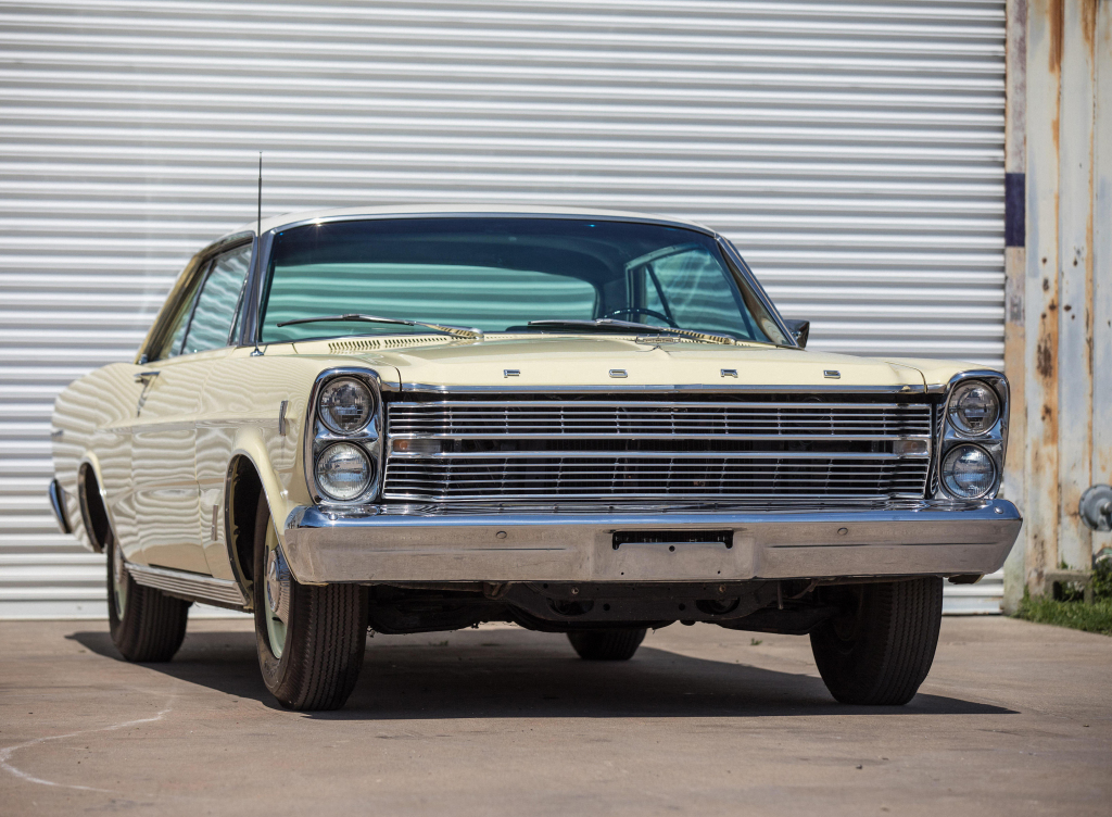 FORD GALAXIE 500 7 LITRES - Muscle car taille XXL.