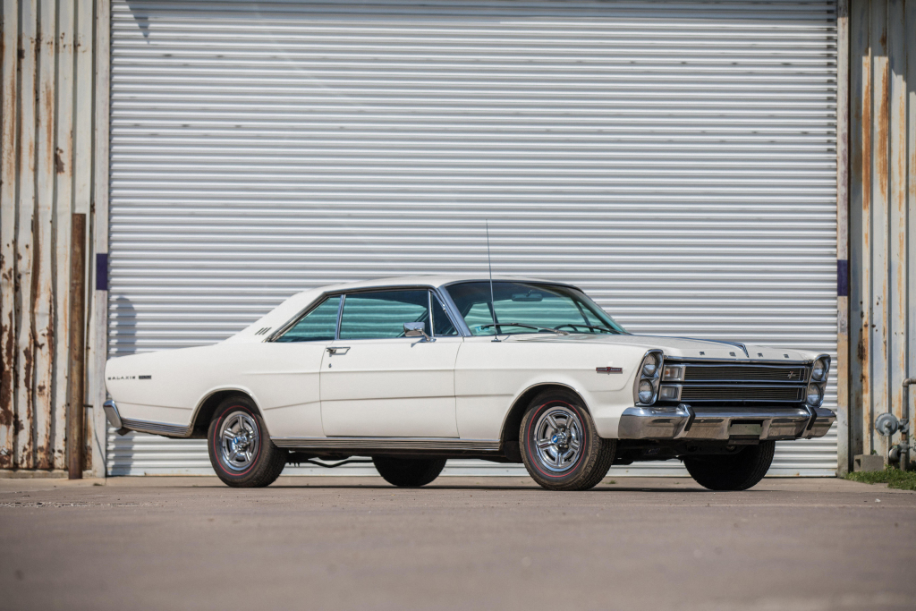 FORD GALAXIE 500 7 LITRES - Muscle car taille XXL.