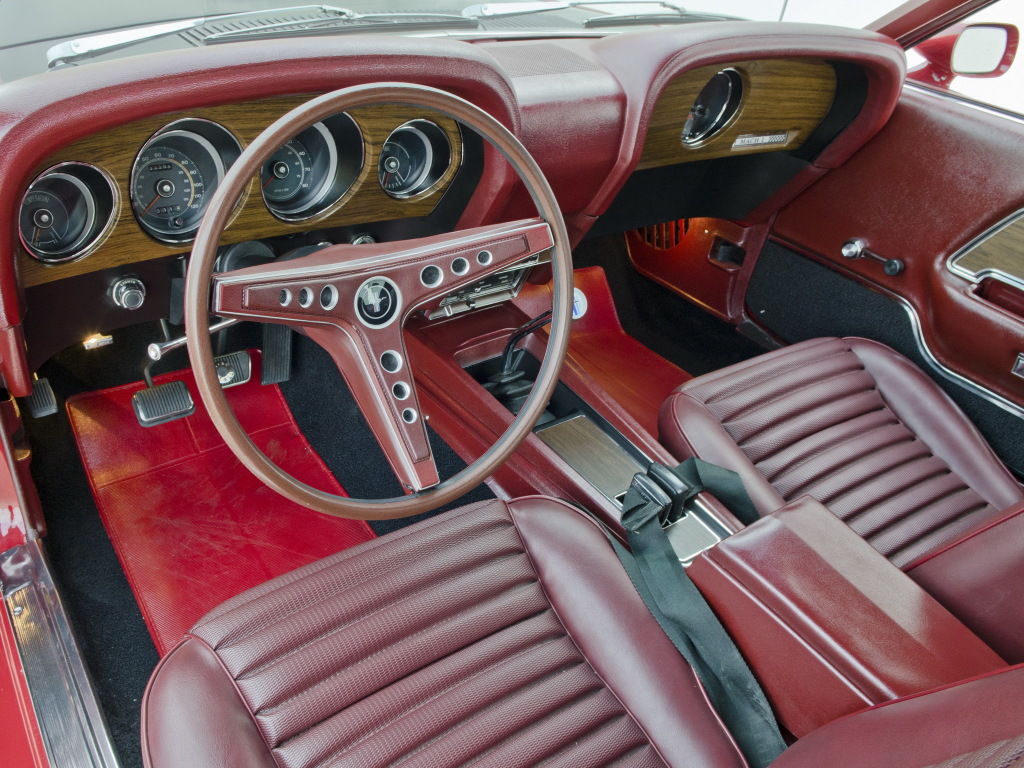 FORD MUSTANG MACH I (1969 – 70) - Avion de chasse sur quatre roues.