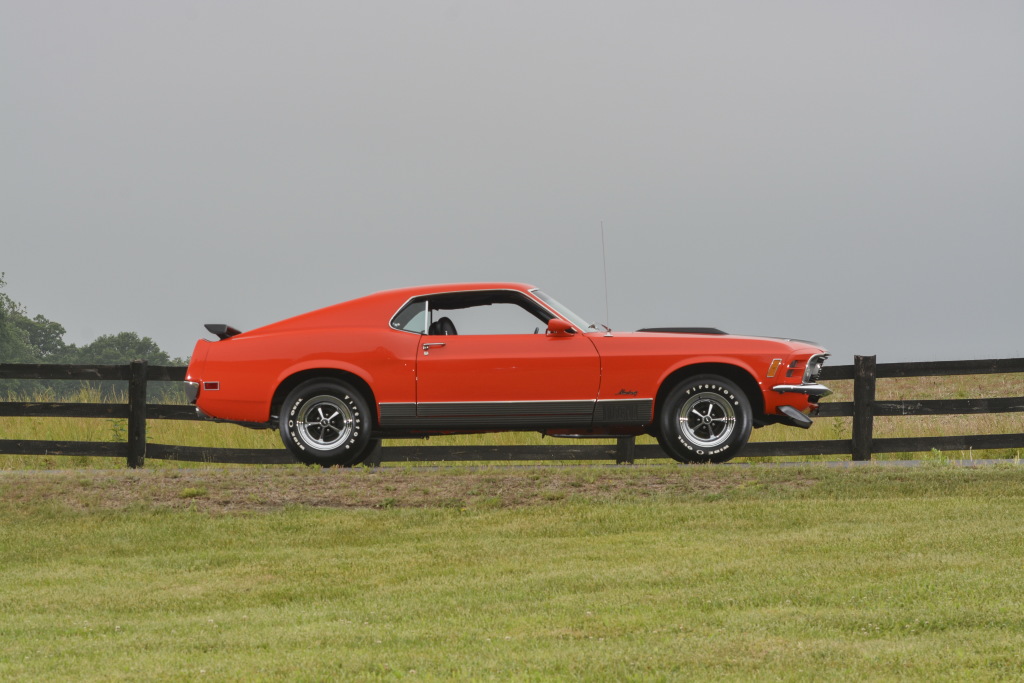 FORD MUSTANG MACH I (1969 – 70) - Avion de chasse sur quatre roues.