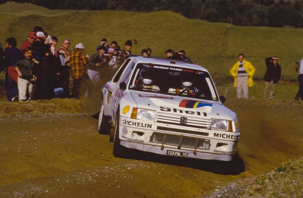 PEUGEOT 205 TURBO 16 - La lionne du Groupe B