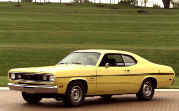 PLYMOUTH DUSTER 340 – Le dernier round des Mopar. PLYMOUTH DUSTER 340 - Le dernier round des Mopar.