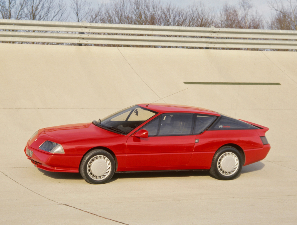 ALPINE GTA V6 GT et TURBO – Renaissance avortée de la GT française.