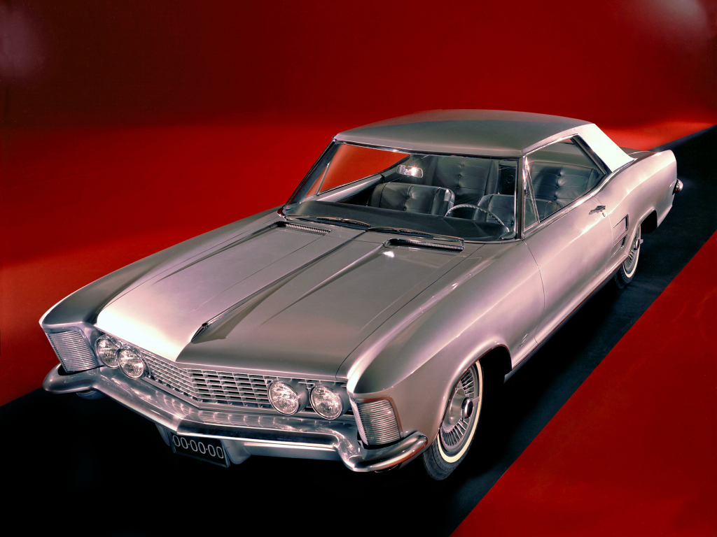 BUICK RIVIERA (Ière génération) - L'empreinte de l'école italienne.