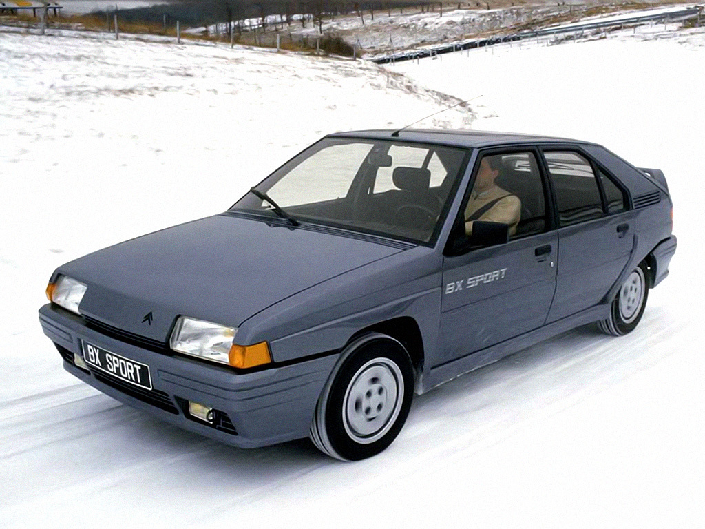 CITROËN BX SPORT - BX en tenue de sport.