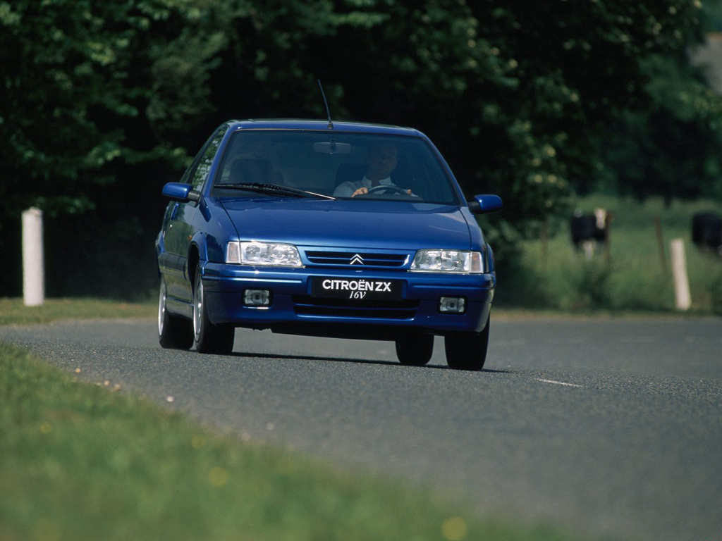 CITROËN ZX 16V - Sportives chevronnées mal aimées.